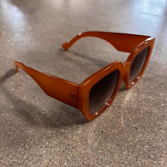 Free People Bel Air Oversized Square Sunglasses - Picture 2 of 4